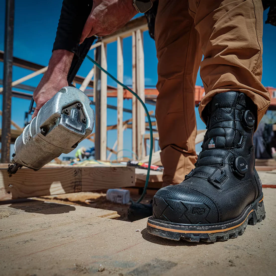Botte de sécurité imperméable à bout composite Timberland PRO BOA® Boondock pour hommes de 8 po TB0A67B3W02 - Noir - Image 11