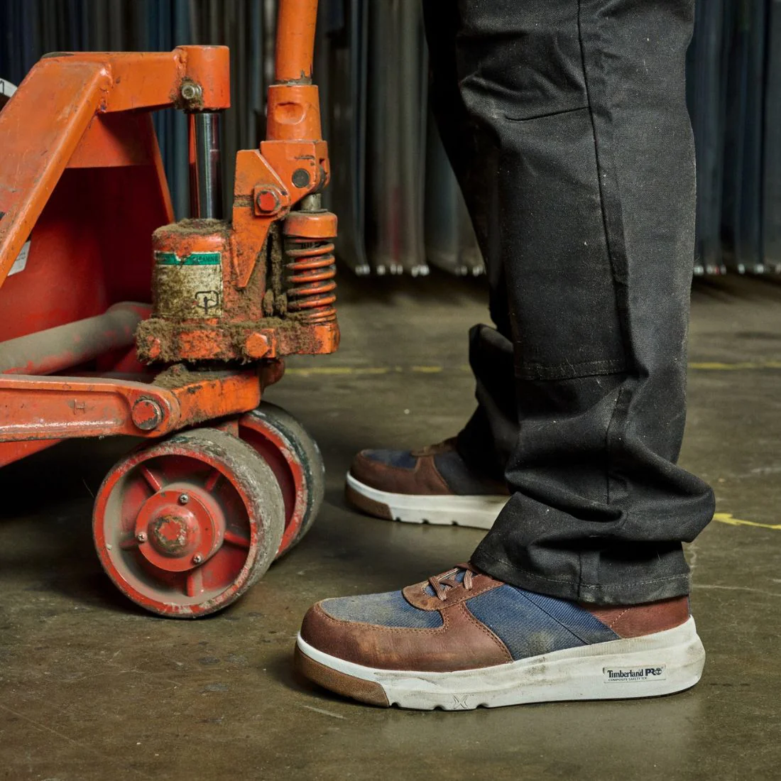 Chaussure de travail Timberland PRO Bridgeport TB0A417GEDU pour homme, embout composite athlétique - Brun/Marine - Image 12
