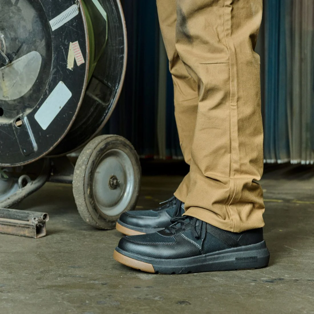 Chaussure de travail Timberland PRO Bridgeport TB0A417GEK5 pour homme, embout composite athlétique - Noir - Image 11