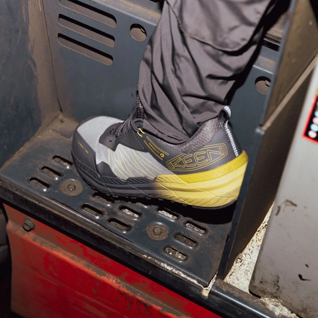 Chaussures de travail athlétiques à embout composite Keen Speedworks pour hommes - 1030995 - Image 10